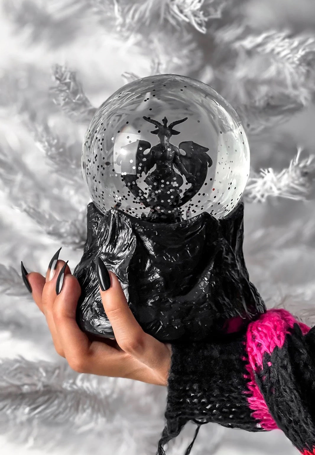 Killstar - Within Darkness Black - Snow Globe | Neutral-Image