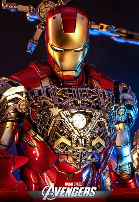 The Avengers - Iron Man Mark VI (2.0) with Suit Up Gantry Movie Masterpiece Diecast 1:6 - Action Figure | Neutral-Image