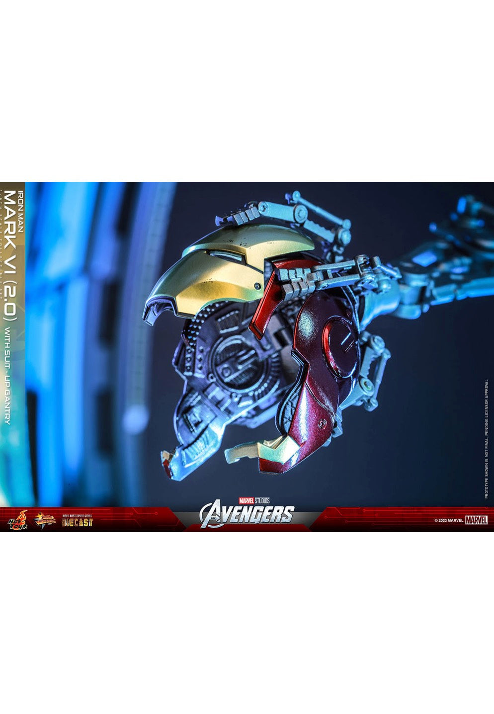 The Avengers - Iron Man Mark VI (2.0) with Suit Up Gantry Movie Masterpiece Diecast 1:6 - Action Figure | Neutral-Image