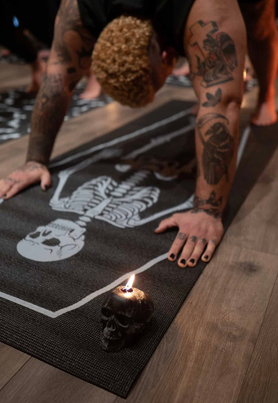 Sourpuss Clothing - Corpse Pose Black - Yoga Mat | Neutral-Image